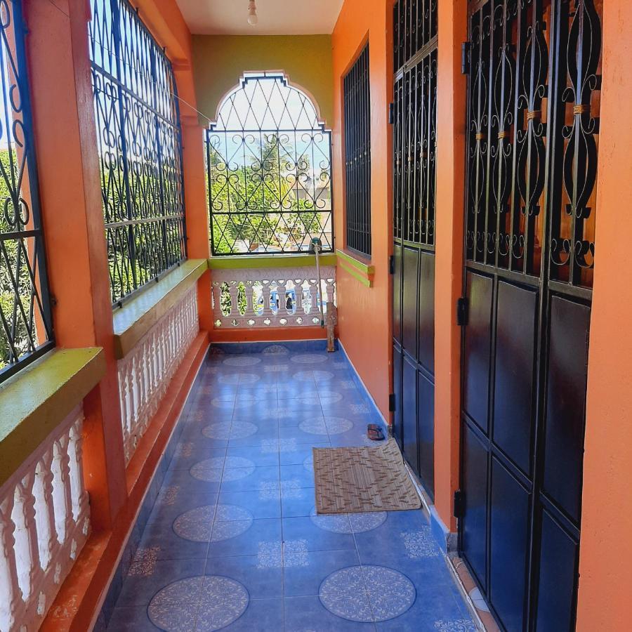 Gloria'S Place Studio Mombasa Eksteriør bilde